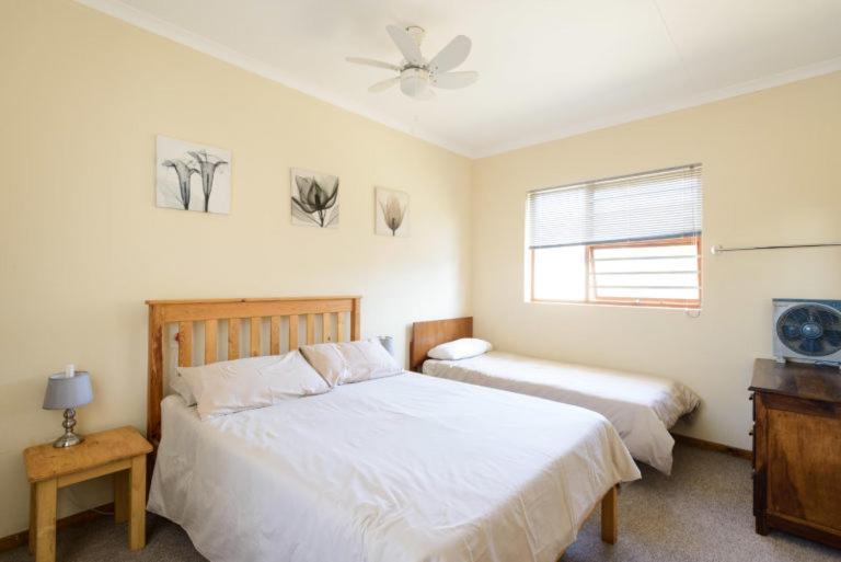 Albatross Beach Guest House Jeffreys Bay Eksteriør bilde